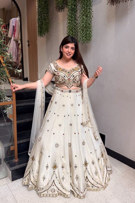 Yalina Hand Embroidered Lehenga