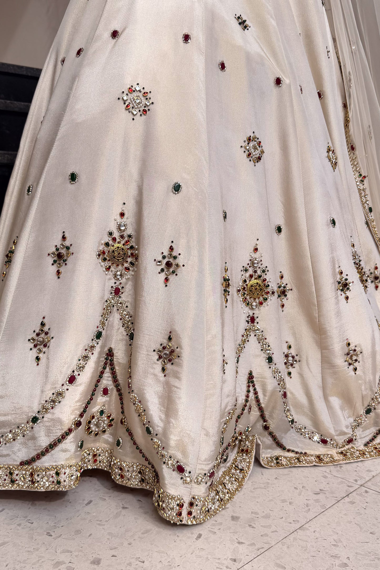 Yalina Hand Embroidered Lehenga