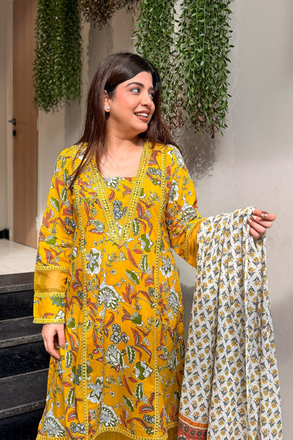 Pravita Floral Lace Work Suit Set