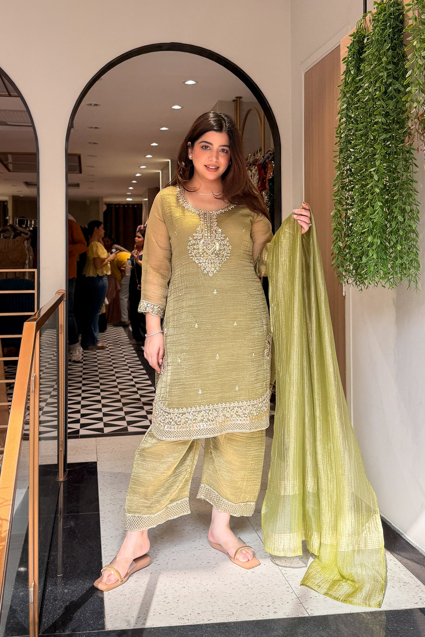 Ayanika Embroidered Suit Set