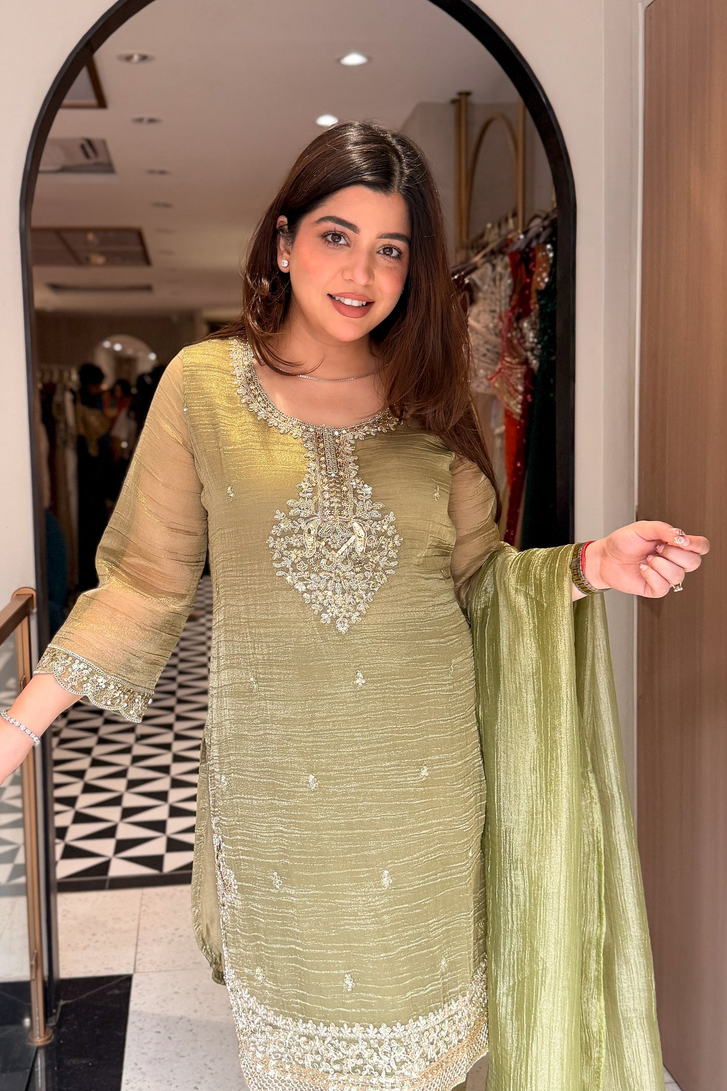 Ayanika Embroidered Suit Set