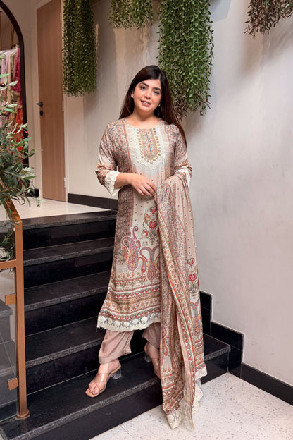 Vidya Printed Schiffli Detailing Suit Set