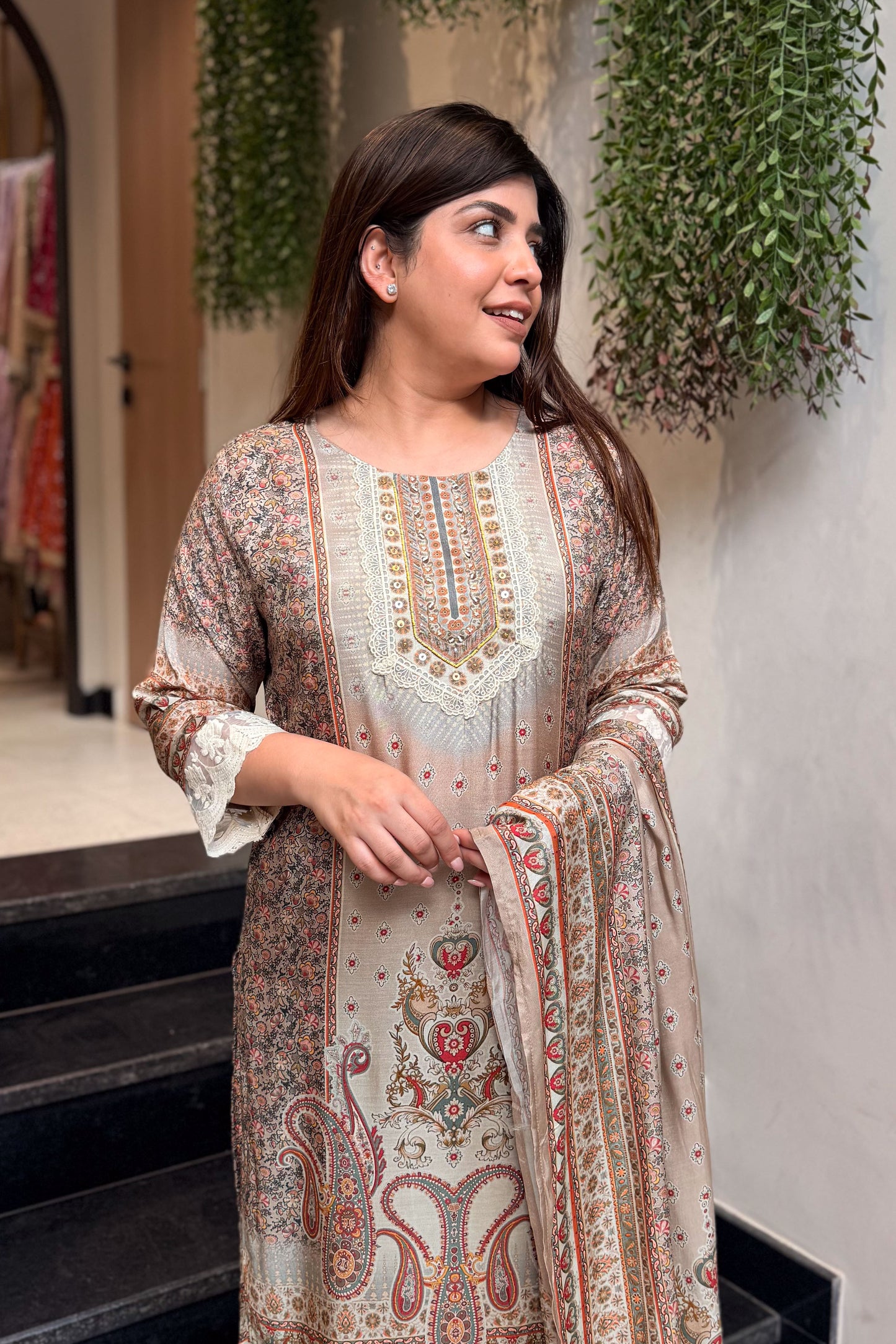 Vidya Printed Schiffli Detailing Suit Set