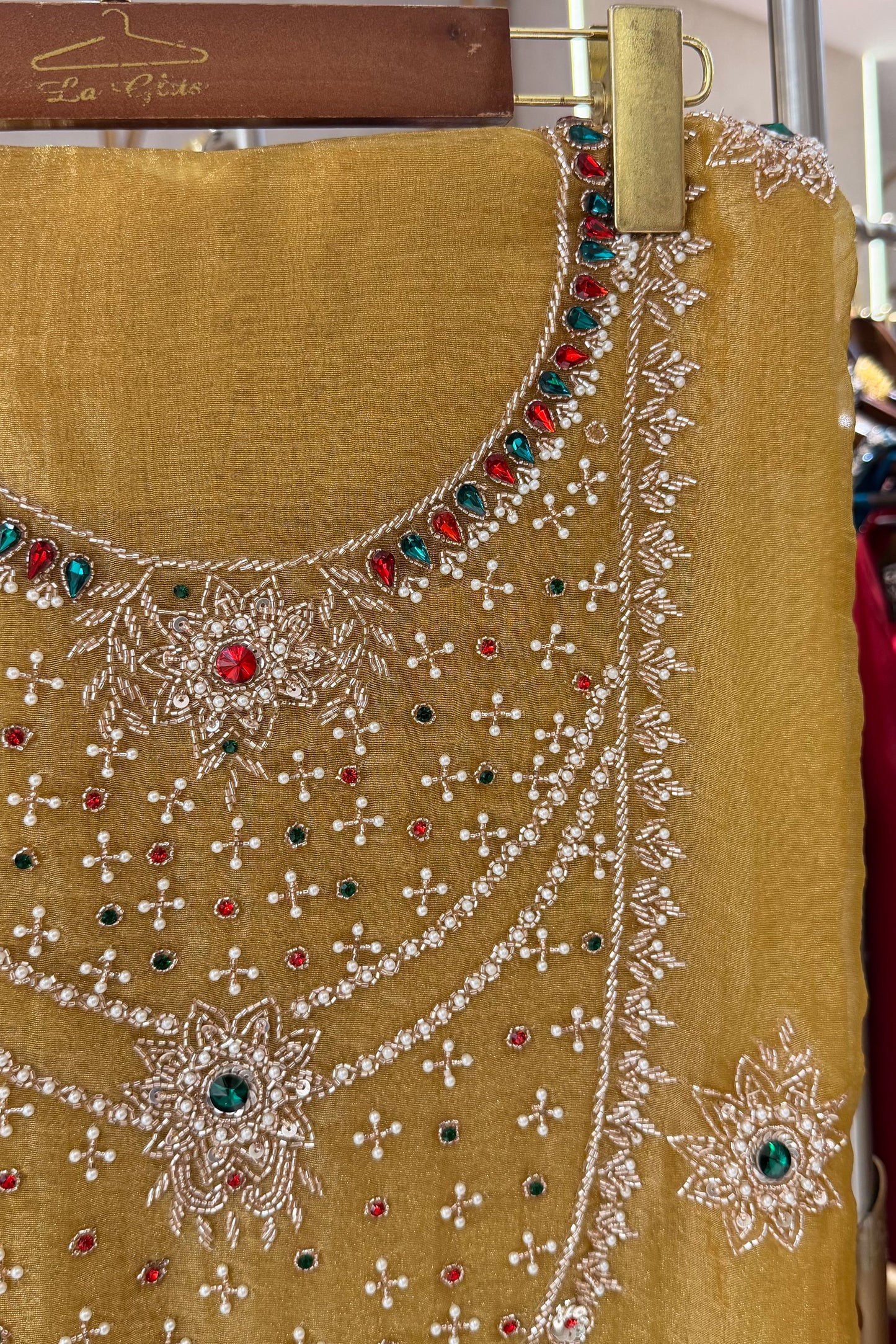 Rimsha Hand Embroidered Unstitched Suit Set