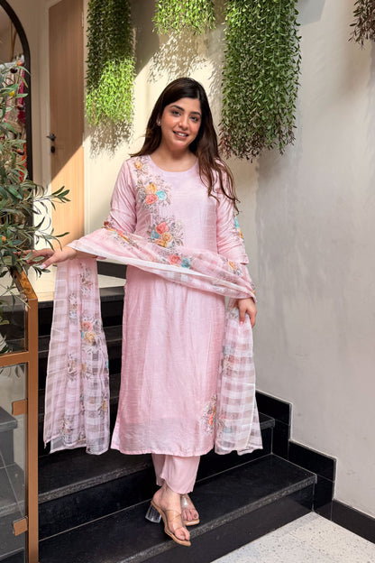 Vafa Floral Embroidered Suit Set