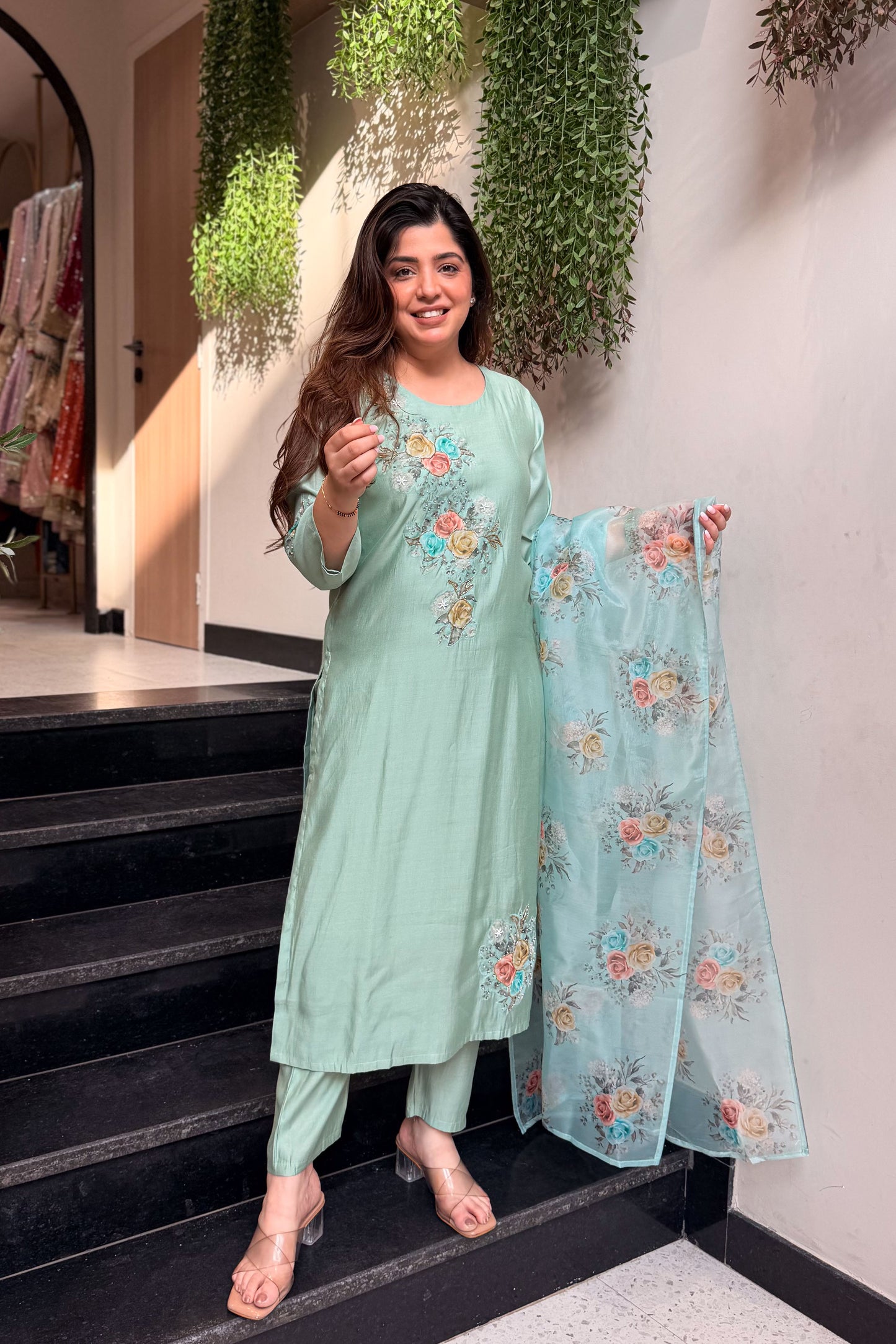 Vafa Floral Embroidered Suit Set
