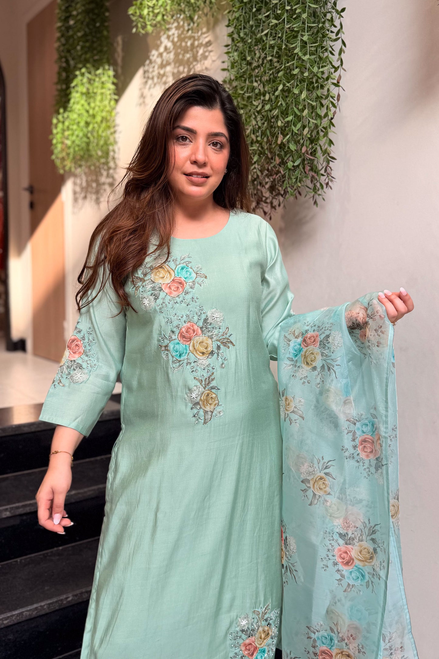 Vafa Floral Embroidered Suit Set