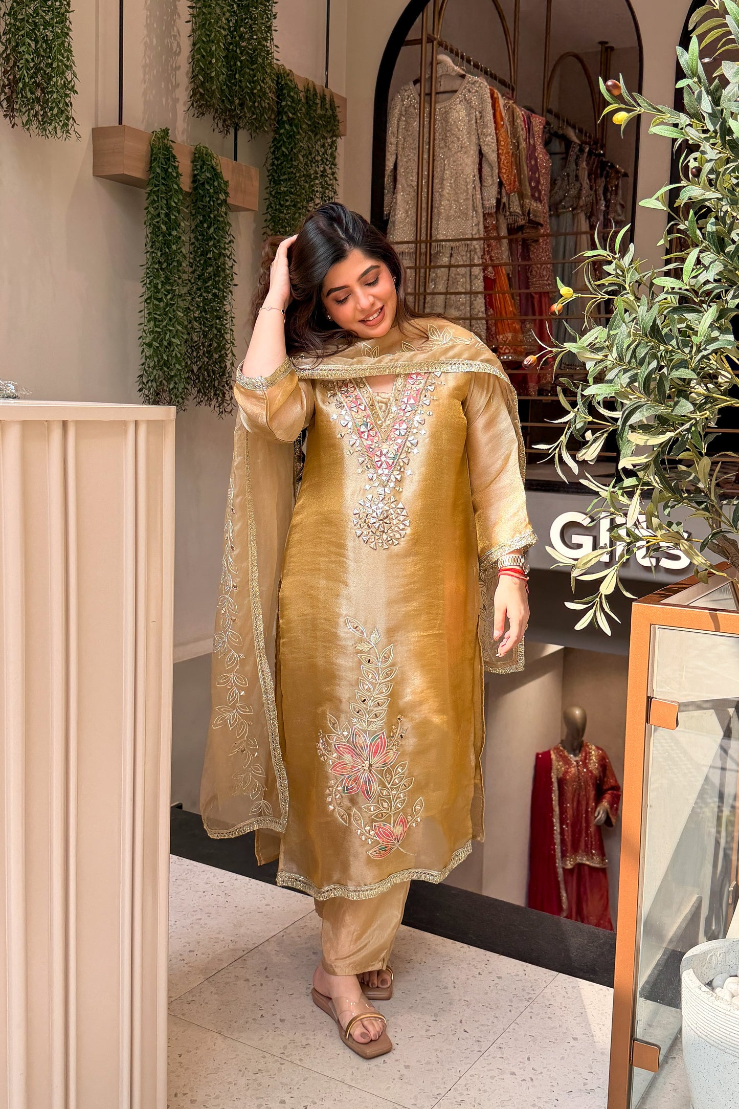 Anika Mirror & Gotta Embroidered Suit Set