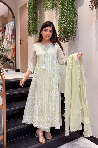 Varah Thread Embroidered Suit Set