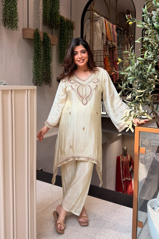 Dharvi Embroidered Co ord Set