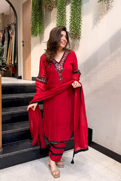 Riyanvi Mirror Embroidered Suit Set