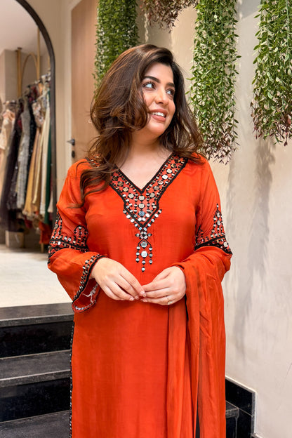 Riyanvi Mirror Embroidered Suit Set