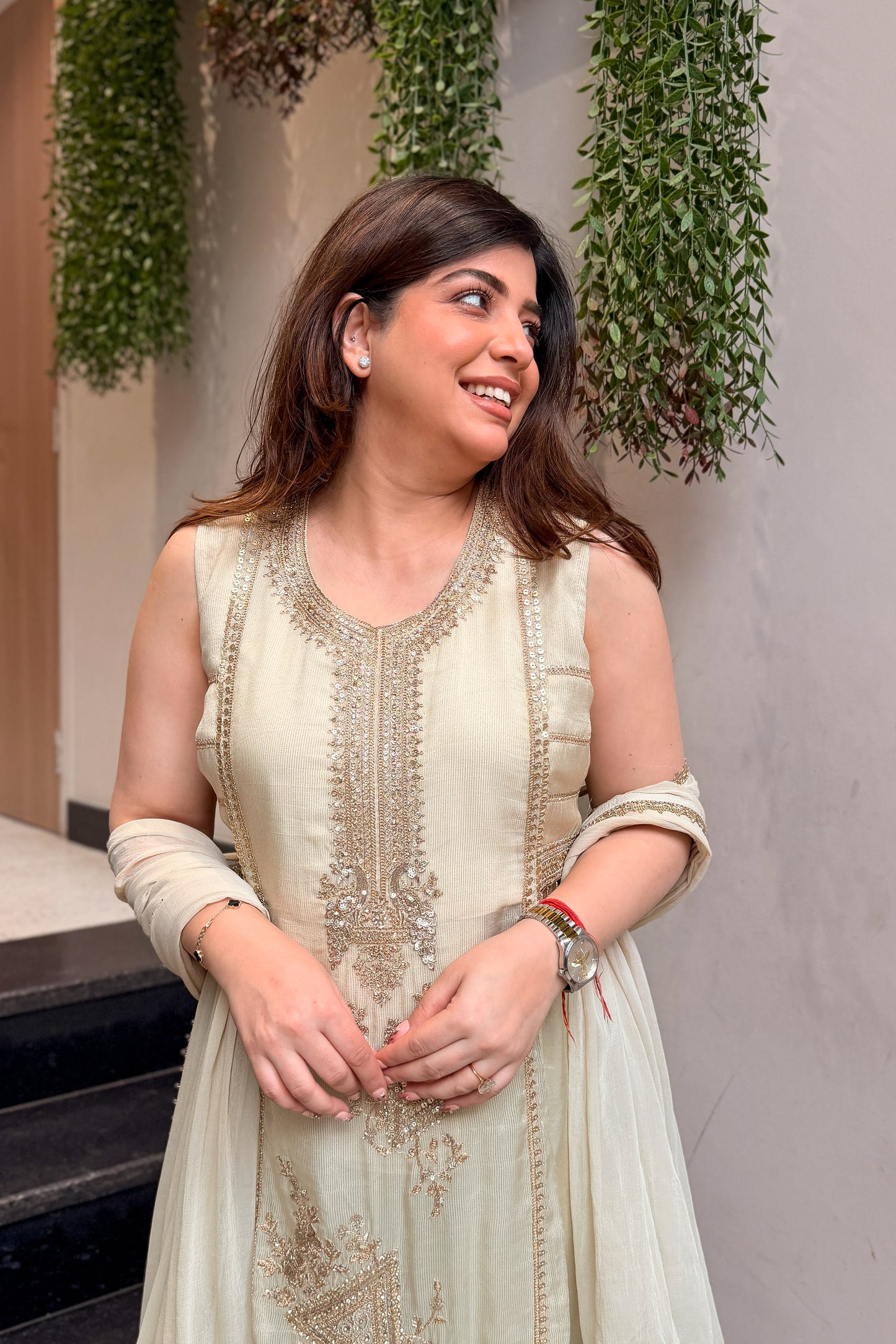 Aridha Embroidered Suit Set