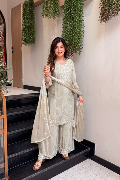 Niharika Embroidered Suit Set