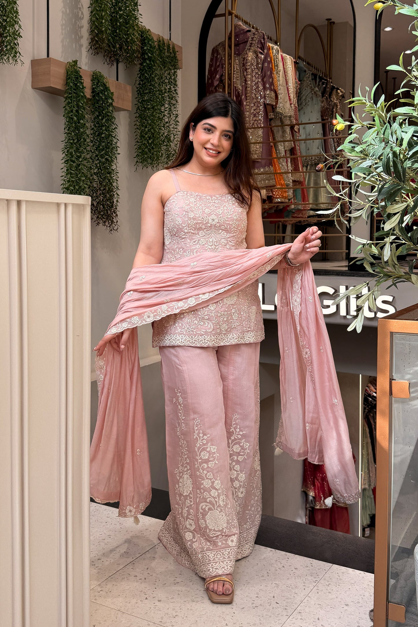 Simar Thread Embroidered Suit Set