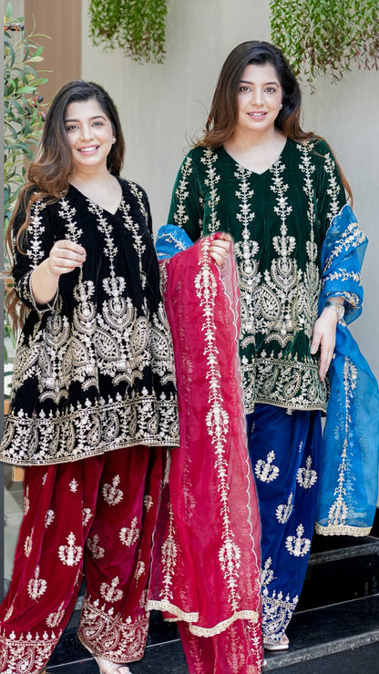 Eknoor Embroidered Velvet Short Anarkali Set