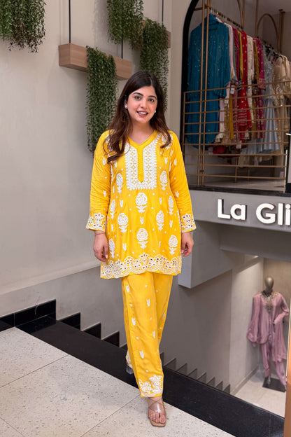 Aarna Thread Embroidered Co ord Set