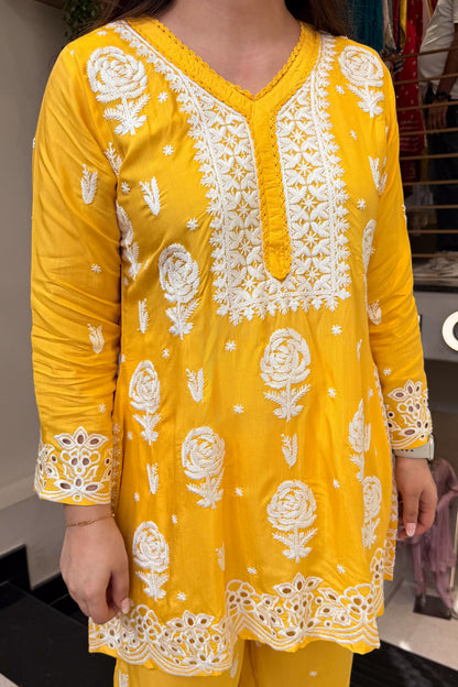 Aarna Thread Embroidered Co ord Set