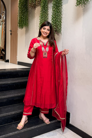 Roshi Hand Embroidered Suit Set
