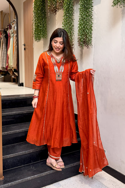 Roshi Hand Embroidered Suit Set