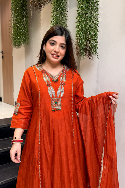 Roshi Hand Embroidered Suit Set