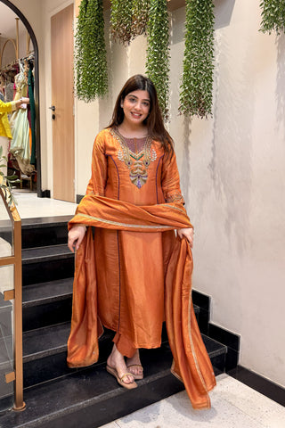Sweena Hand Embroidered Suit Set