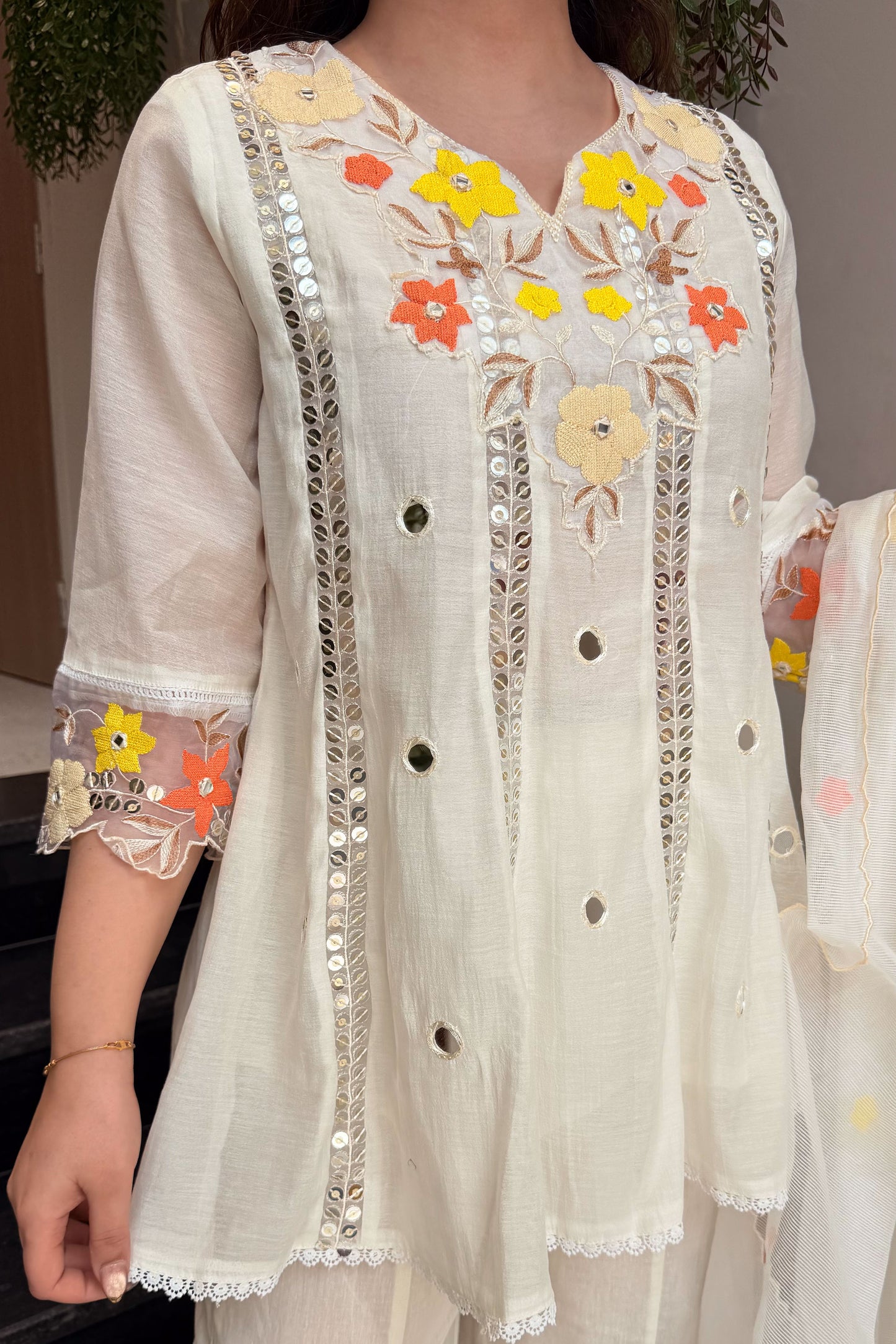 Avyanna Floral Embroidered Suit Set