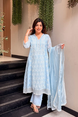 Nivya Floral Thread Work Suit Set