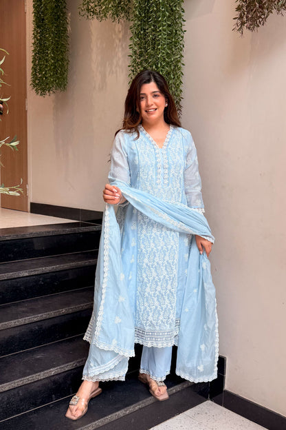 Nivya Floral Thread Work Suit Set