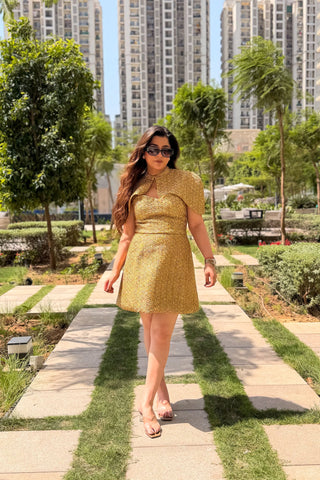Wellsy Golden Short Dress with Detachable Cape
