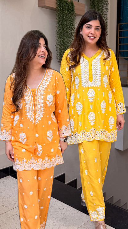 Aarna Thread Embroidered Co ord Set