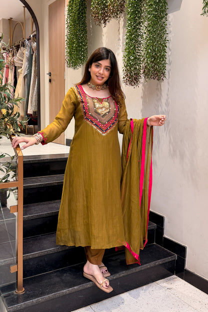 Gulnaz Sequin & Thread Embroidered Suit Set