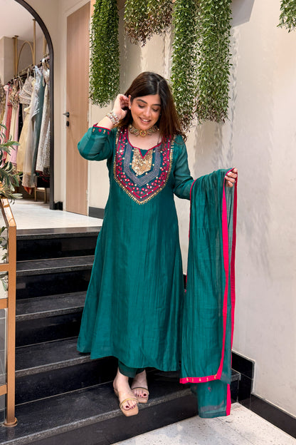 Gulnaz Sequin & Thread Embroidered Suit Set