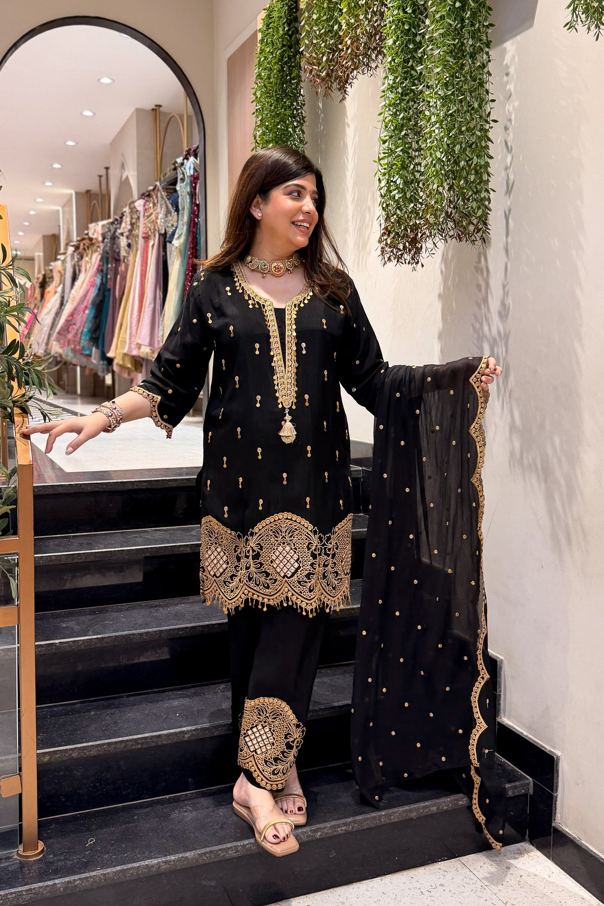 Aarvini Embroidered Suit Set