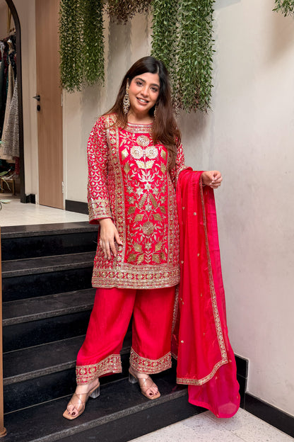 Nirvaya Embroidered Suit Set