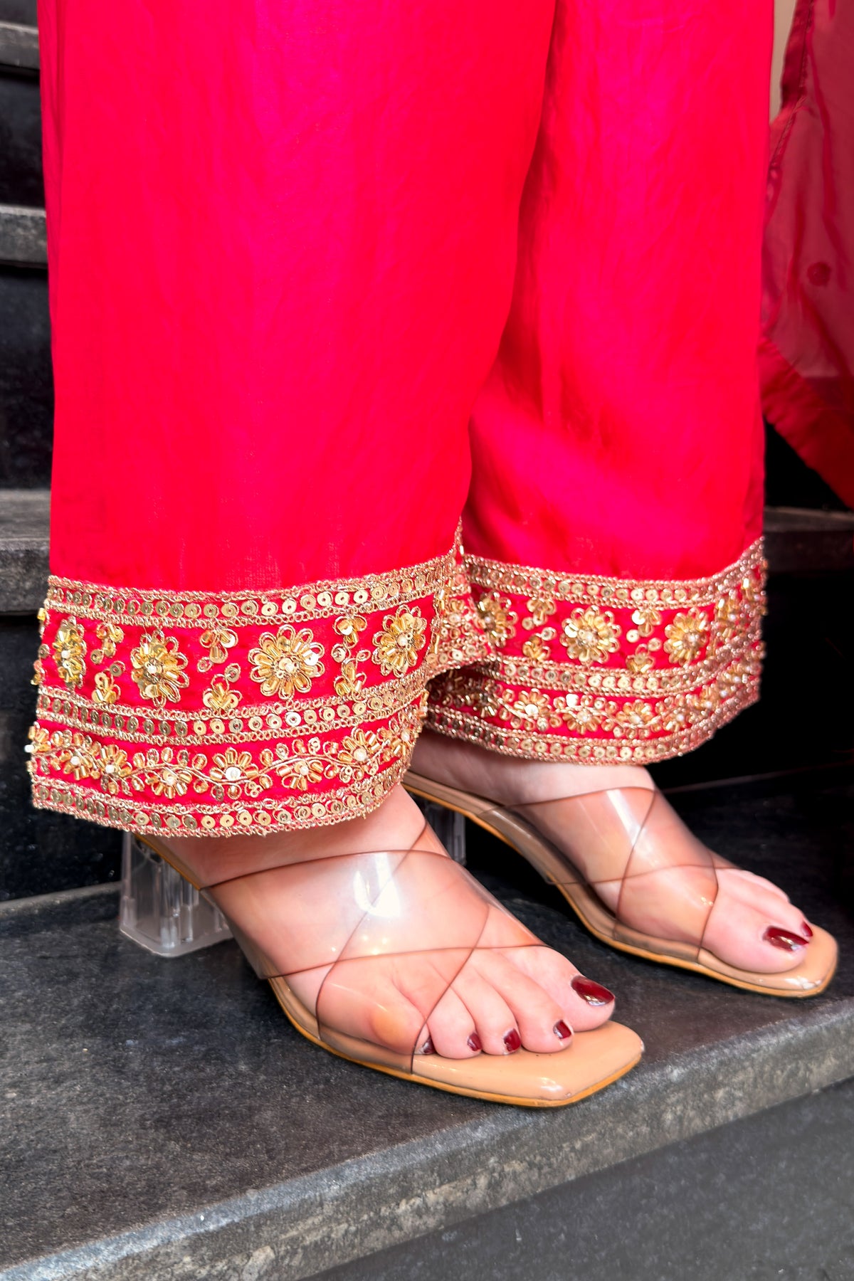 Nirvaya Embroidered Suit Set