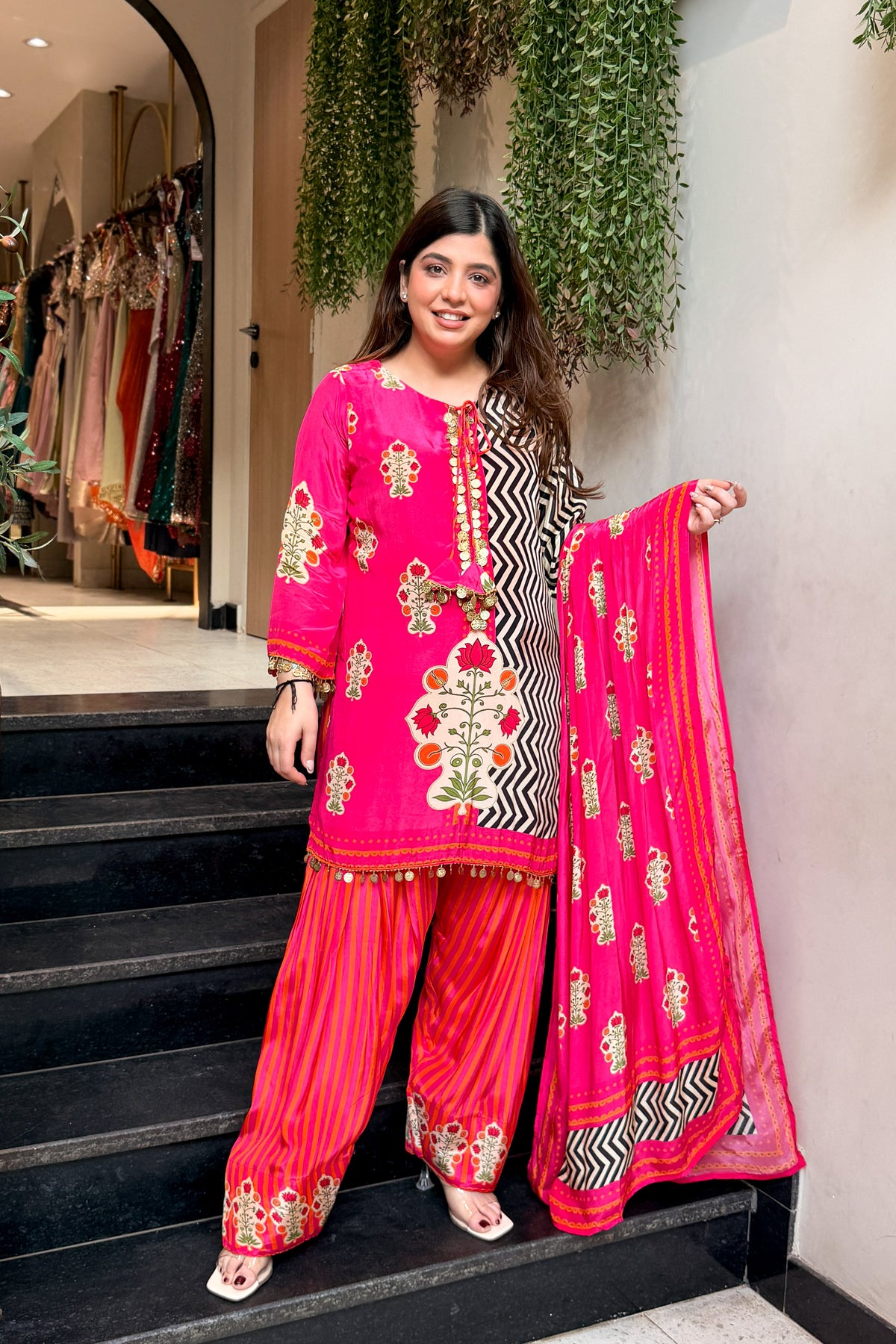 Savarna Embroidered & Printed Suit Set
