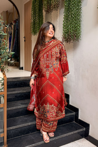 Urmi Printed & Embroidered Suit Set