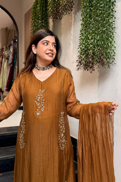 Samya Floral Embroidered Suit Set