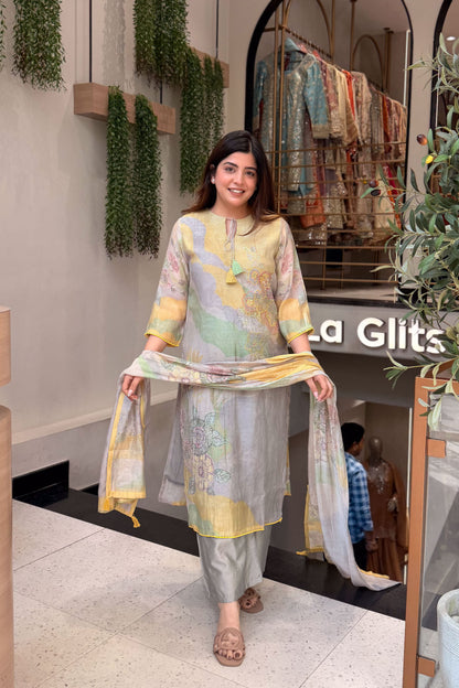 Kaveer Floral Embroidered Suit Set