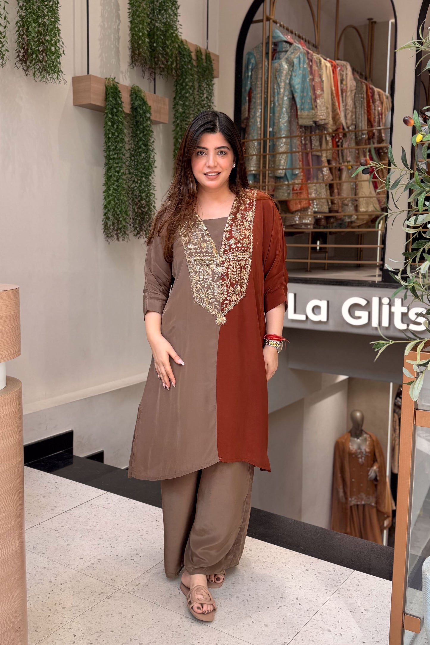 Arohi Embroidered Co ord Set