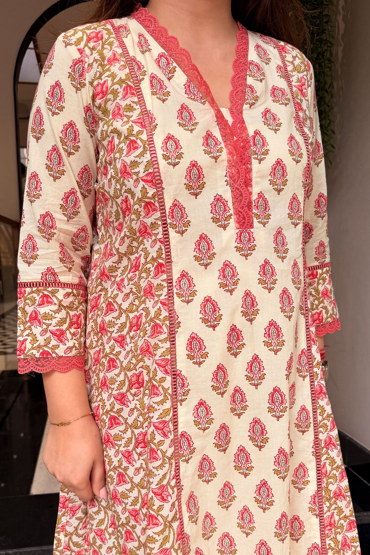 Sharvika Floral Printed Co ord Set