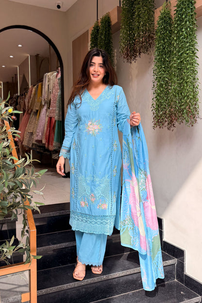 Vianya Embroidered Pakistani Suit Set