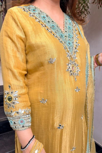 Disha Mirror Work Suit Set with Potli