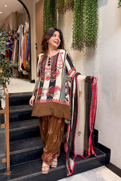 Ibadat Printed & Embroidered Suit Set