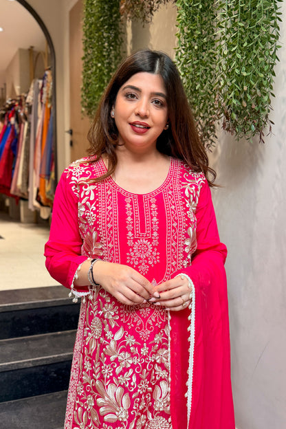 Maurya Thread & Beads Work Long Suit Set