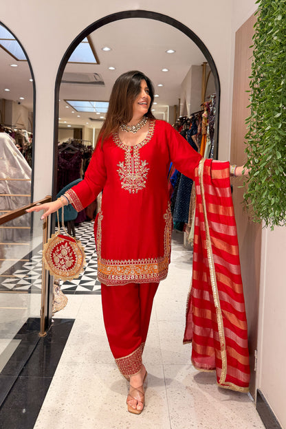 Namraa Embroidered Suit Set with Potli