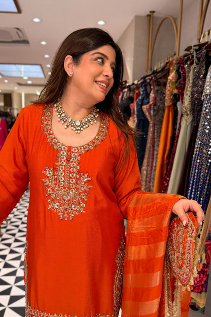 Namraa Embroidered Suit Set with Potli