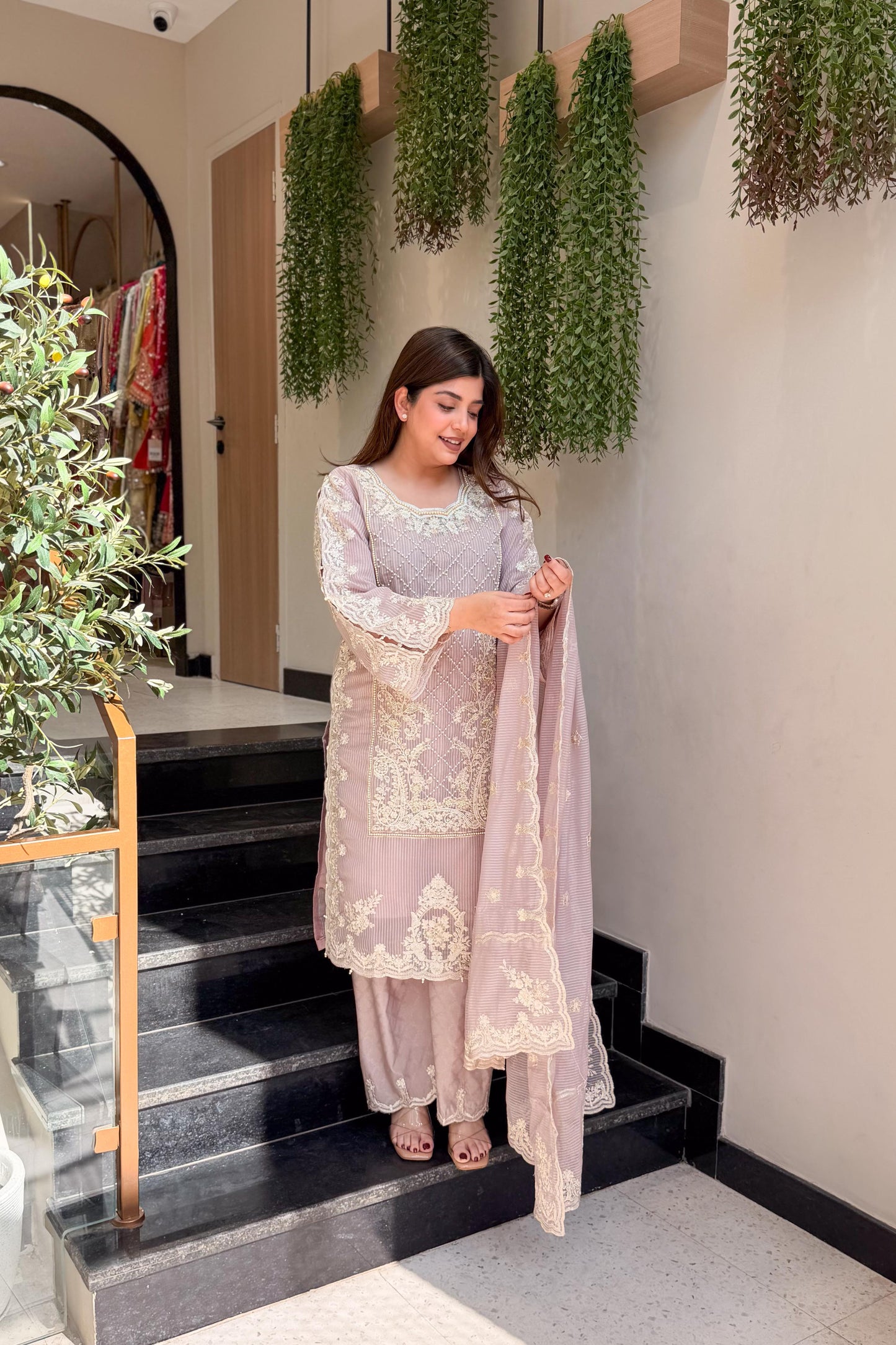 Zaakira Embroidered Pakistani Suit Set