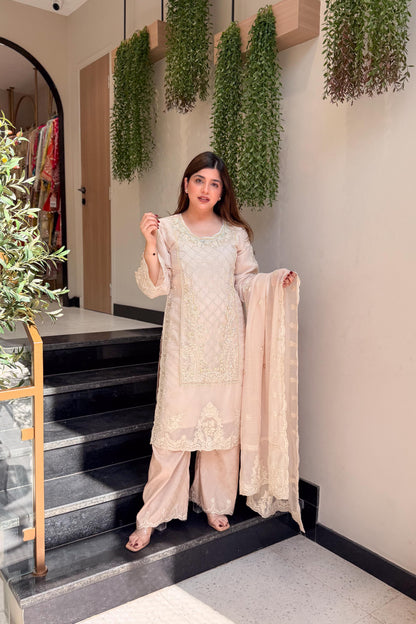 Zaakira Embroidered Pakistani Suit Set